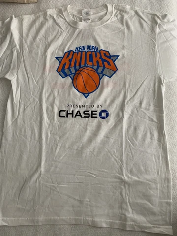 NY KNICKS T SHIRT SGA SIZE LARGE NBA BASKETBALL OPENING NIGHT MSG CHASE Cover