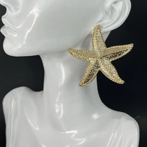 Oversized Star Earrings Gold Tone Pierced Runway Statement Starfish 2.25” Vtg - Picture 1 of 8