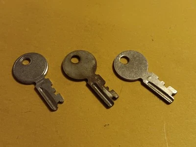 Máquina de Coser Singer 221 Vintage Peso Pluma Estuche Negro Llave Original Foto 1 de 2