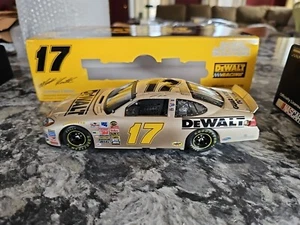 #17 Matt Kenseth 2004 Dewalt Ford Taurus Team Caliber Owners Series 1:24 PEARL - Picture 1 of 10