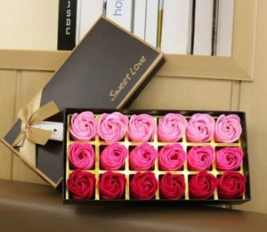 Rosebox 🌹18 Soap Blumen in Geschenk Box Faszinierende Duft von Rosen Hübsche ✔ - Bild 1 von 1