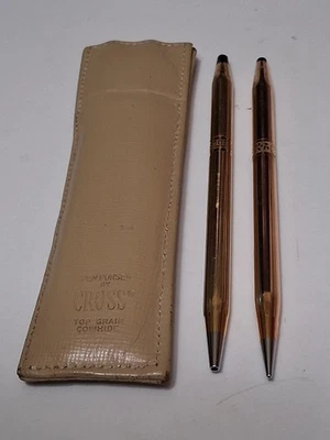 JUEGO DE BOLÍGRAFO/LÁPIZ CRUZ ORO 10KT 1/20 DAMAS - ESTUCHE DE CUERO PATRÓN ROSETA Foto 1 de 4