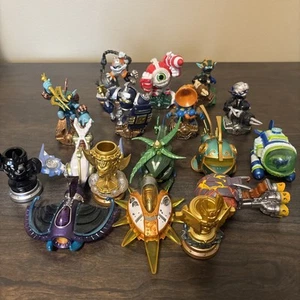 Skylander superchargers lot 17 Figures - Picture 1 of 7