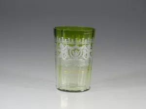 Viktorianisches Glas grün zu Kristall Wasserbecher Silberüberfang Engel um 1890 - Bild 1 von 4