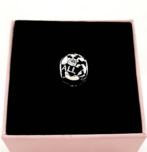 Genuine Pandora All Around The World Charm 791718CZ FREE DELIVERY - Picture 1 of 5