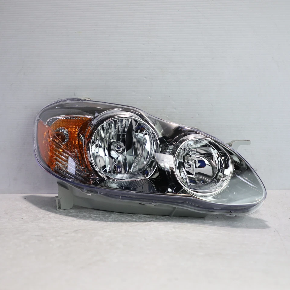 Faro lateral derecho pasajero Toyota Corolla S XRS 2005-2008 mercado de accesorios Foto 1 de 4