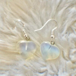 New Pair Of Translucent Opalite Puff Heart Earrings Silver Plated Hooks New Gift - Picture 1 of 3