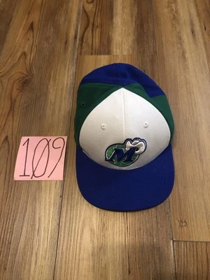 De colección Dallas Mavericks Juvenil Gorra Gorra Azul Verde Top Del Mundo Baloncesto Foto 1 de 4