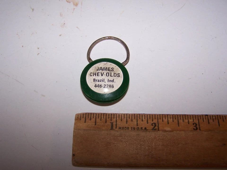Vintage JAMES CHEVROLET OLDSMOBILE Keychain BRAZIL INDIANA - Image 1 of 2