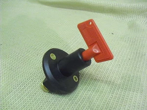 INTERRUPTOR DE CORTE DE BATERÍA / INTERRUPTOR DE AISLAMIENTO DE BATERÍA, (DOS LLAVES) BCOS - Imagen 1 de 3