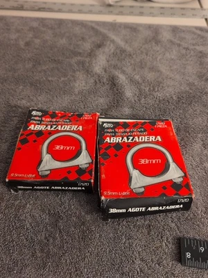 Dos nuevas abrazaderas de escape de 1-1/2" con perno en U de 3/8" American Auto #17120 Foto 1 de 2