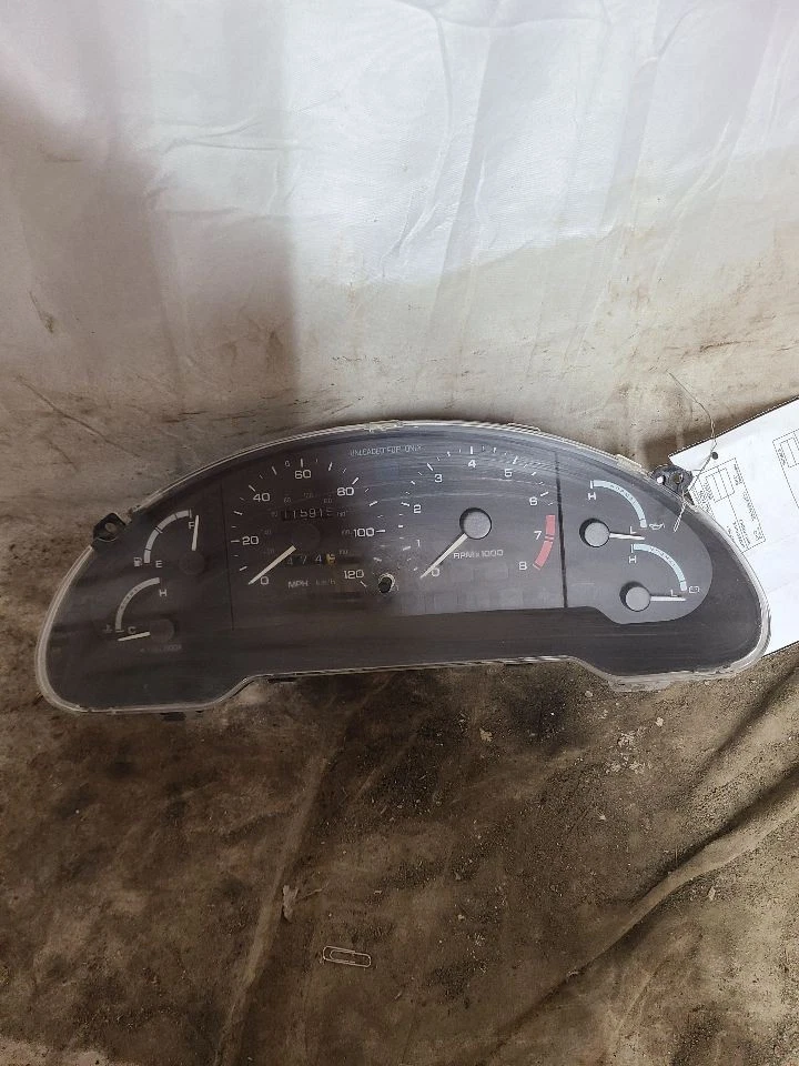 Cabezal velocímetro solo 4 cilindros MPH compatible con 93-97 PROBE 21368 Foto 1 de 1