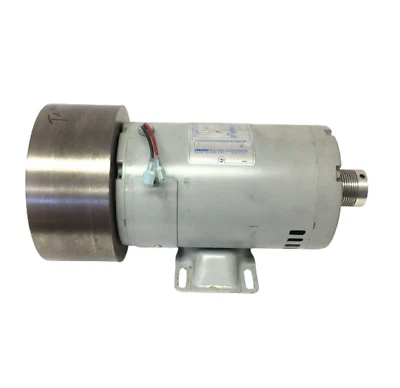 True Fitness 500 SE Cinta de Correr Motor de Accionamiento DC con Volante 108298.00 o 094851 Foto 1 de 2