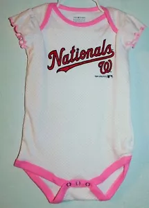 Body de 18 meses bebé niña de los Nacionales de Washington, blanco con lunares rosadas - Imagen 1 de 2