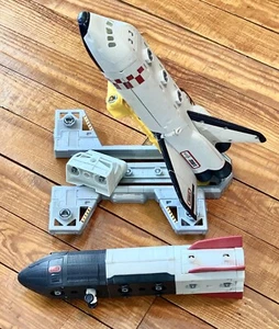 Vintage MBX Matchbox Mega Rig Shuttle Mission Play Set Space - Great Used Toy - Picture 1 of 2