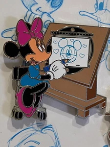 2015 Drawn To Disney AP Pin Minnie Mouse Drawing Mickey Mouse Head & Hearts - Picture 1 of 1