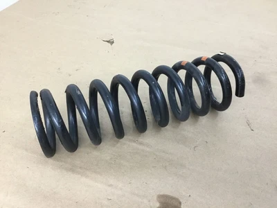 Aston Martin DB9 GT 2016 mola helicoidal de apoio de suspensão dianteiro direito passageiro 13-16 |@1 - Imagem 1 de 4