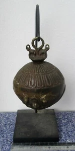 Unusual XL Karen Hill Tribe Bronze Round Elephant Bell & Stand 1.6 kilograms - Picture 1 of 6