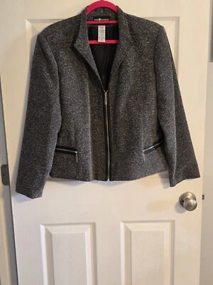 Sag Harbor Petite Women’s Black & White  Zip-Up Jacket Size 12P - Image 1 of 4