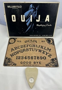 1960's Ouija Board William Fuld by Parker Brothers Complete Very Good Condition - Picture 1 of 6