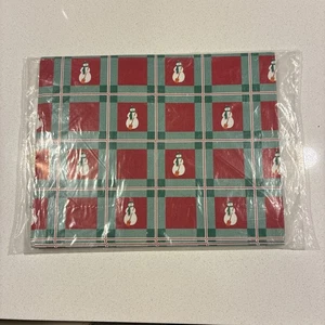 Vintage Weihnachten Geschenkpapier Schneemann Schals Muster grün und rot, Promo - Bild 1 von 6