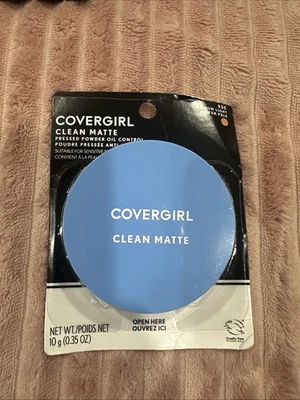 Covergirl Clean Matte Oil Control Pressed Powder #535 Medium Light - Image 1 of 2