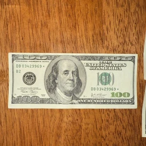 100 Dollar Star Note x3 - Picture 1 of 10
