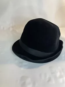 BORSALINO Womens Bucket Hat Size 22 1/2 Black Logo Made in Italy - Picture 1 of 5
