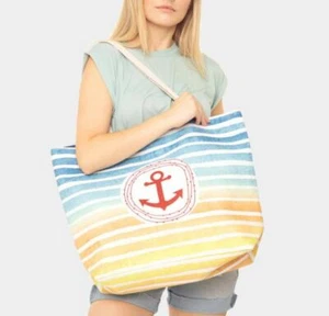 JUEGO DE BOLSAS DE PLAYA Y BOLSAS DE EMBRAGUE - Imagen 1 de 2