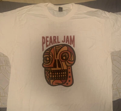 PEARL JAM SKULL WHITE CONCERT T-SHIRT MEN’S  SIZE LARGE NEW AND NEVER WORN - Image 1 of 2