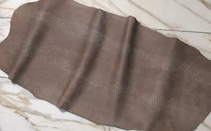LEDER TIP 39732-UC, Lederreste, 1 Lederhaut 0,6mm, schlammfarben, geprägt - Picture 1 of 2
