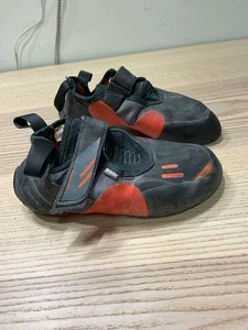 mad rock shark 2.0 climbing shoes, size 7 us mens - Picture 1 of 19