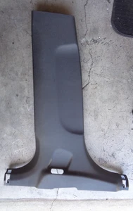 KIA SORENTO LEFT DRIVER SIDE B PILLAR LOWER TRIM COVER PANEL OEM 2016 - 2020 - Picture 1 of 4