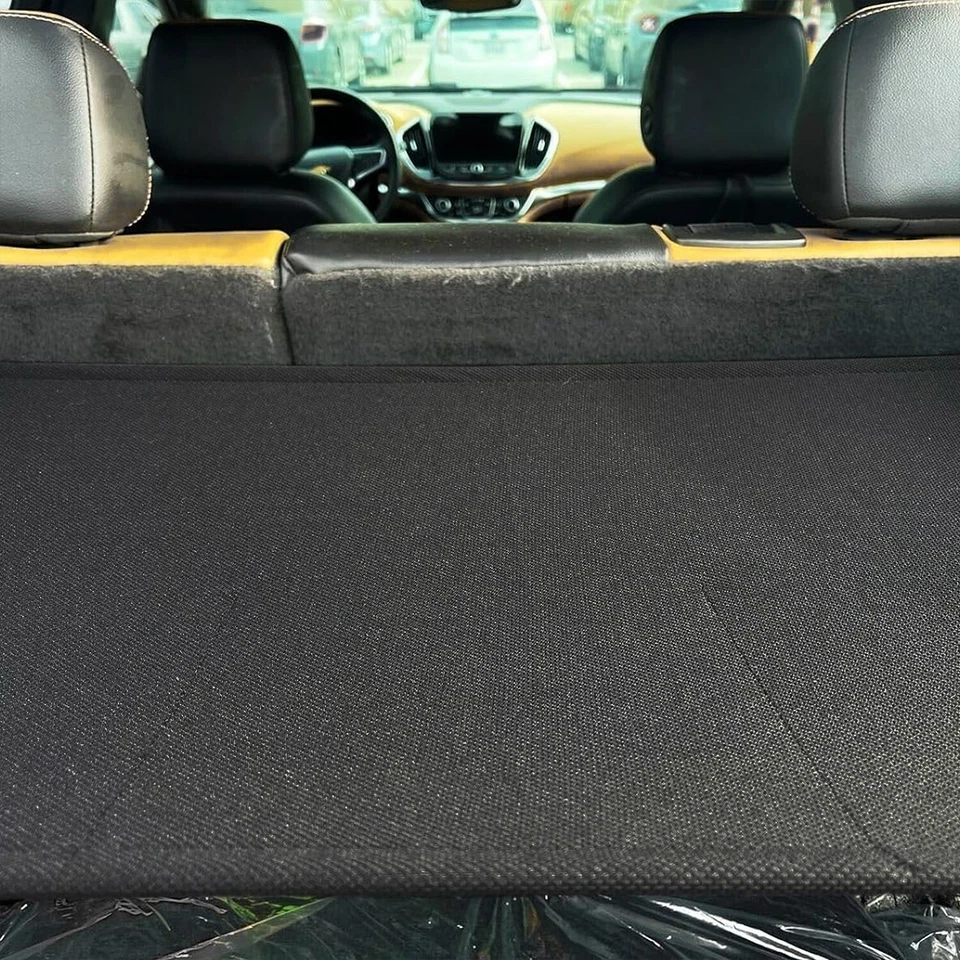 Cubierta de pantalla de carga negra de seguridad para maletero trasero para Chevrolet Volt 2016-2019 Foto 1 de 4