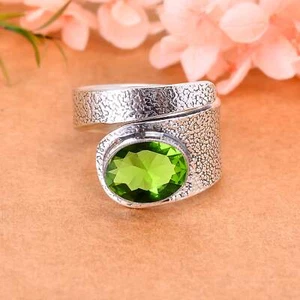 Peridot Gemstone Solid 925 Sterling Silver Designer Ring Amazing Jewelry V2475 - Picture 1 of 4