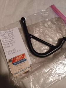 NOS Yamaha 1W4-22153 Superceded by 2K8-22153 Chain Guard YZ125  YZ250 YZ400 - Bild 1 von 7