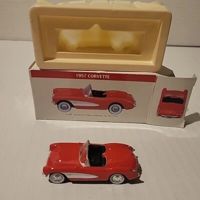 1957 Corvette Chevrolet Model Die Cast Car Red White 2001 Reader's Digest GM  - Image 1 of 4