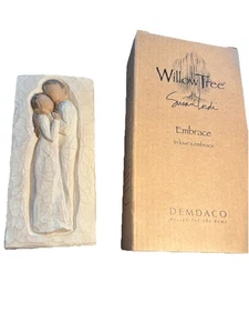 Willow Tree Embrace Figurine #26509 by Susan Lordi. New Open Box - Picture 1 of 2