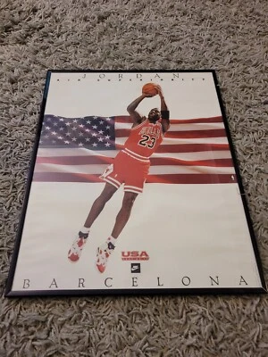 Póster Nike Michael Jordan 1992 NBA Dream Team Air Superiority EE. UU. Barcelona Foto 1 de 4