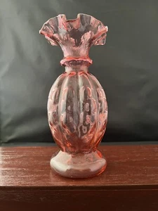 FENTON Glass RUFFLED CRANBERRY DIAMOND OPTIC MELON VASE 8 1/4” Stunning Pink - Picture 1 of 10