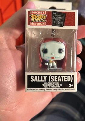Funko Pocket POP! Llavero Pesadilla antes de Navidad - SALLY [Formal] (1,5 pulgadas) Foto 1 de 4