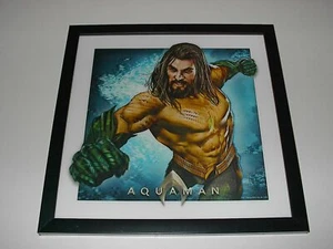 DC COMICS AQUAMAN JUSTICE LEAGUE 3-D HOLOGRAMA ENMARCADO IMAGEN CARRETERA ABIERTA NUEVO - Imagen 1 de 3