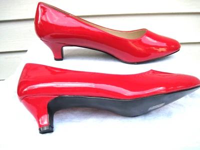 Bomba clásica Pleaser Pink Label FAB-420 charol rojo tacón de 2 pulgadas talla 15 nueva Foto 1 de 4