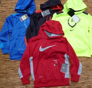 NIKE BOYS TRAINING LOGO THERMA-FIT PULLOVER LITE WARM POLYESTER HOODIE LIST $40 - Picture 1 of 15