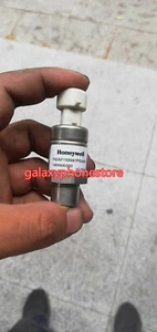 1PCS NEW FOR Honeywell Central air conditioning pressure sensor PX2AF1XX667PSAAM - Afbeelding 1 van 1