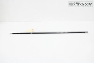 Volkswagen Golf Alltrack 2017-2019 puerta trasera izquierda ventana cinturón moldura OEM Foto 1 de 4