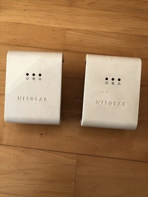 2x Netgear XET1001 85 MBit/s Powerline Netzwerk Adapter Wall-Plugged Powerlan - Bild 1 von 4