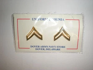 COLLAR DE METAL CORPORAL DEL EJÉRCITO DE ESTADOS UNIDOS RANGO - 1 PAR - Imagen 1 de 1