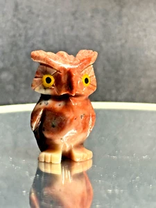 Owl Figurine Ornament Natural Stone Gemstone Peru Soapstone carved Pink Red - Picture 1 of 10