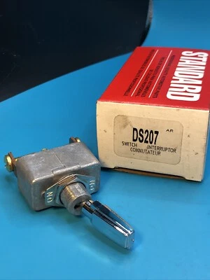 STANDARD DS207 Axle Shift Toggle Switch - Image 1 of 4